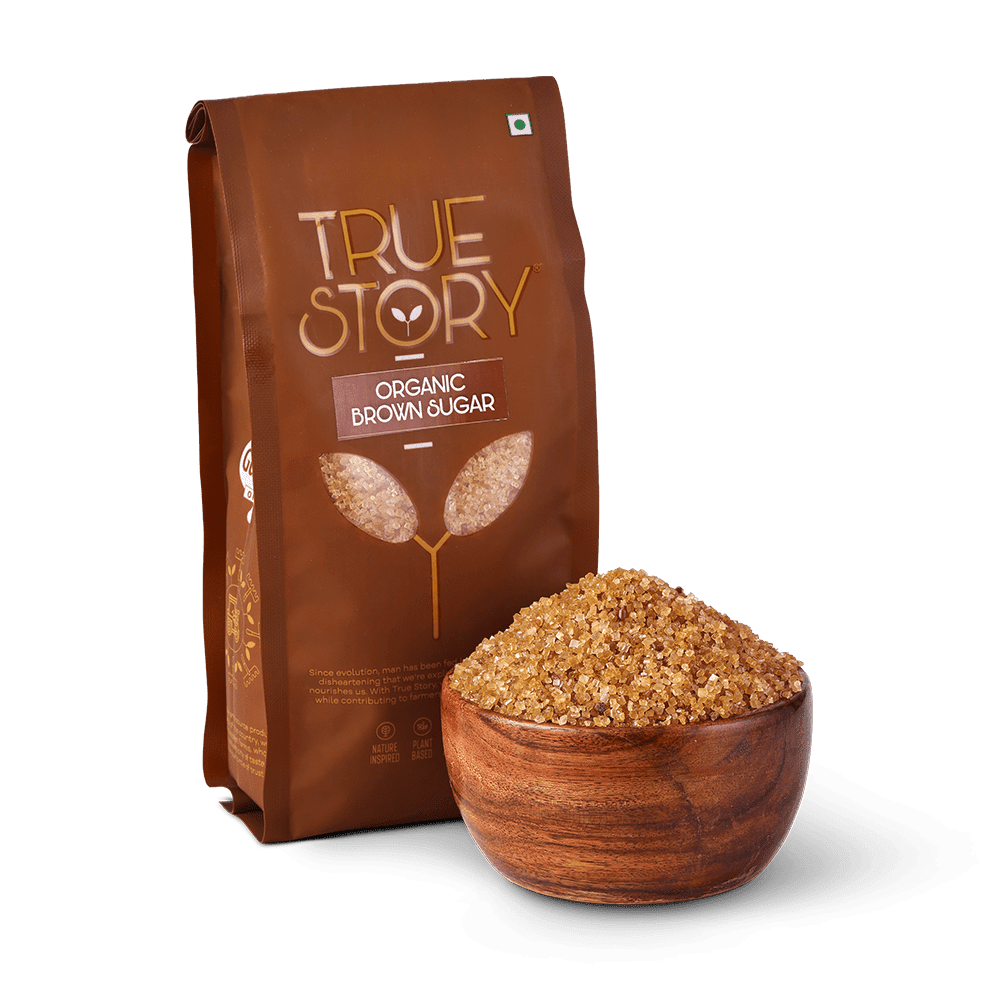 Organic brown sugar with sugar bowl
